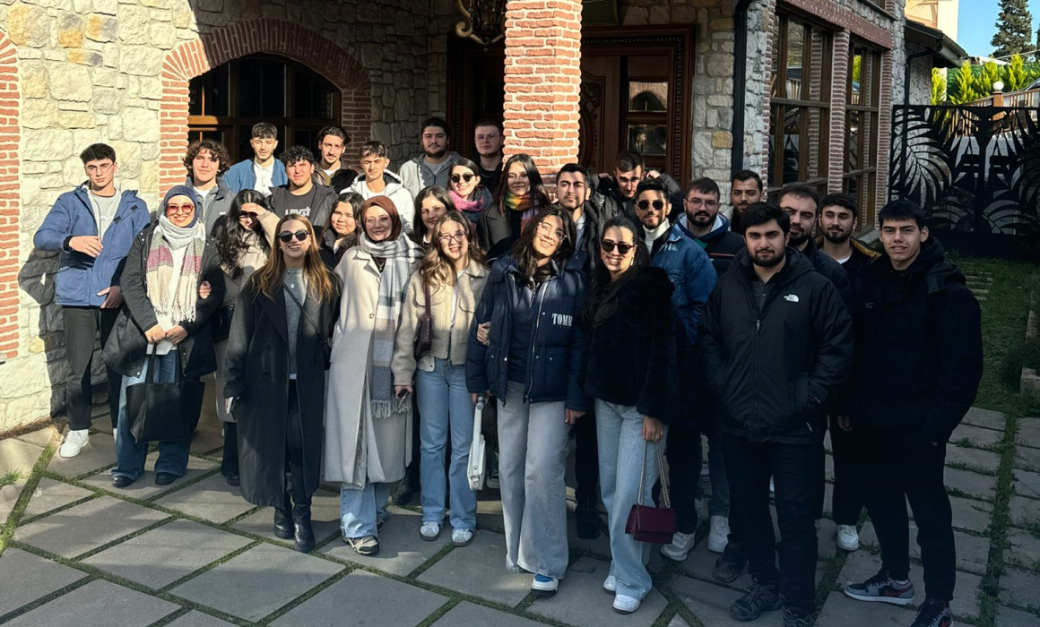 Frame 13 Sümela Manastırı Sosyal Gezisi